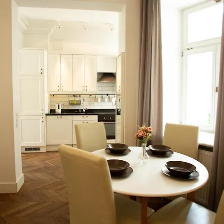 Center - Golden - Dobr11a Apartament